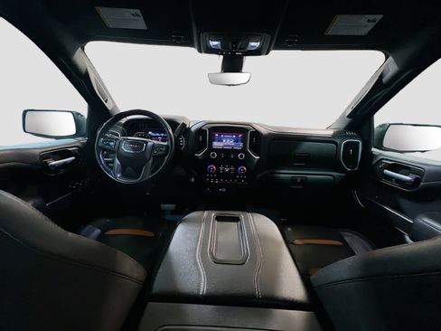 Used 2021 GMC Sierra 1500 AT4 w/ Technology Package AWD/4WD image 17