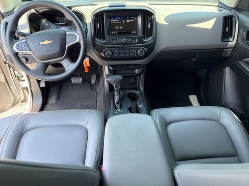 Used 2019 Chevrolet Colorado W/T w/ WT Convenience Package RWD image 13