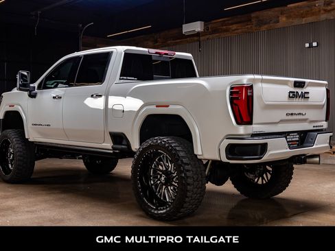 Used 2024 GMC Sierra 3500 Denali Ultimate image 6