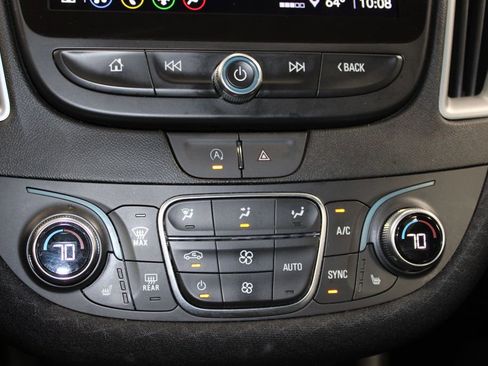 Used 2024 Chevrolet Malibu LT image 42