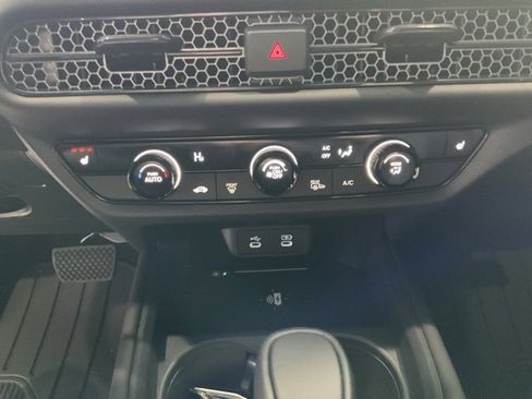 New 2026 Honda HR-V Sport image 14