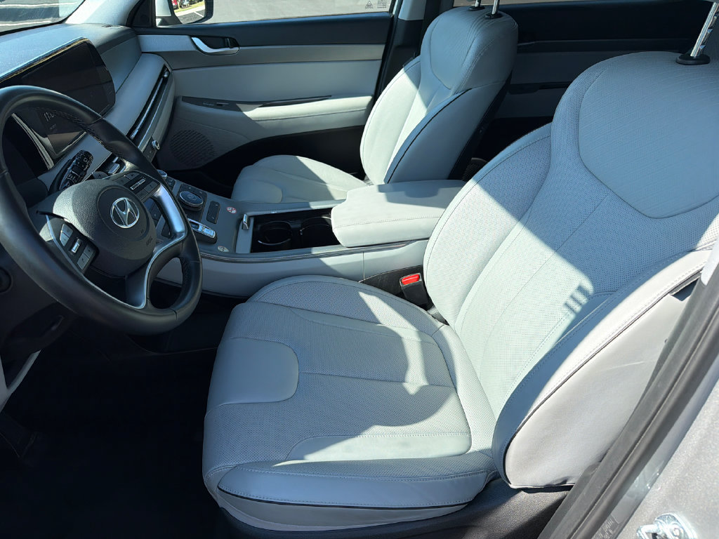 Used 2025 Hyundai Palisade SEL FWD image 9