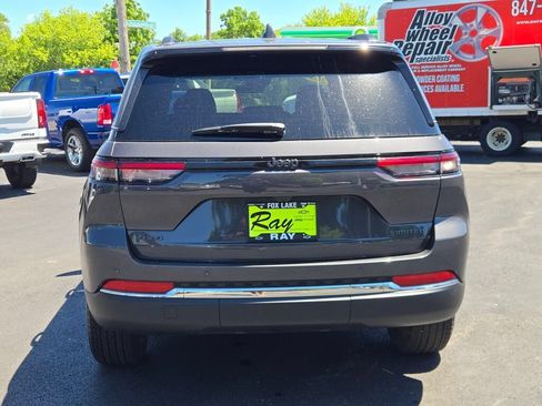 Certified 2025 Jeep Grand Cherokee Limited AWD/4WD image 17