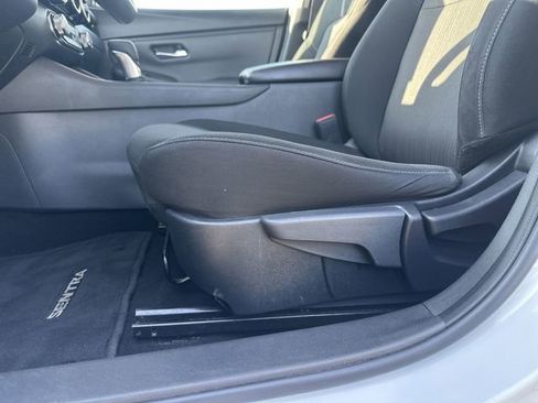 Certified 2023 Nissan Sentra SV image 29