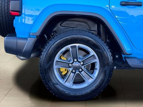 Used 2021 Jeep Wrangler Unlimited Sahara image 44