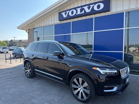 Used 2022 Volvo XC90 T8 Inscription image 1