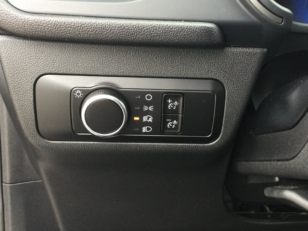 Used 2025 Ford Escape Active AWD/4WD image 15