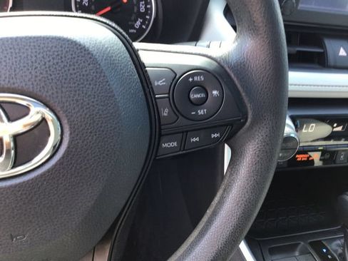Used 2019 Toyota RAV4 XLE w/ Convenience Package AWD/4WD image 29