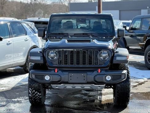 Used 2024 Jeep Gladiator Mojave w/ Convenience Group image 32