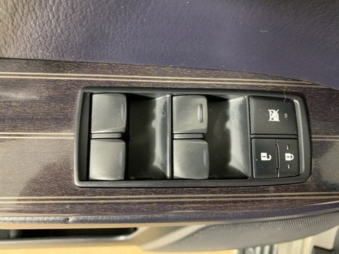 Used 2021 Lexus GX 460 Premium image 17