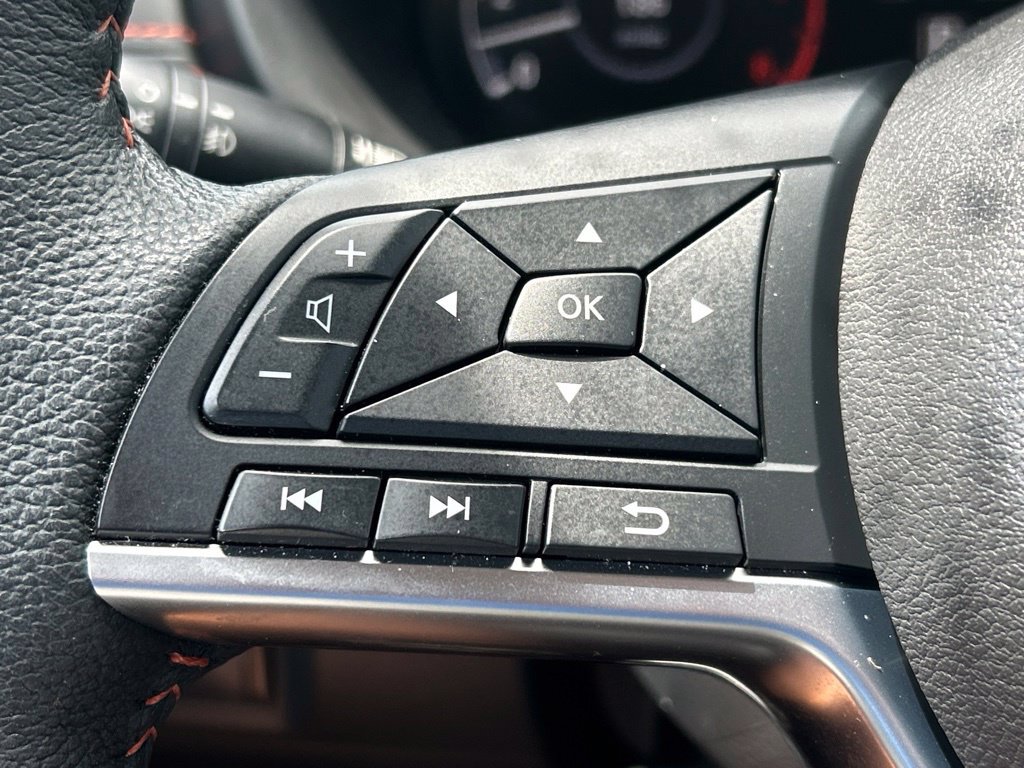 Certified 2024 Nissan Kicks SR w/ SR Premium Package FWD image 26