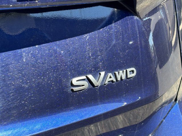 Used 2024 Nissan Rogue SV AWD/4WD image 12