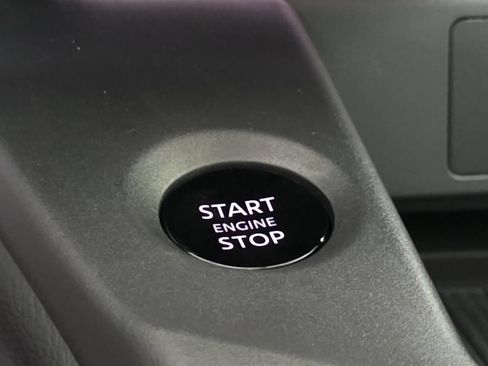 New 2026 Nissan Sentra SV w/ SV Convenience Package FWD image 18