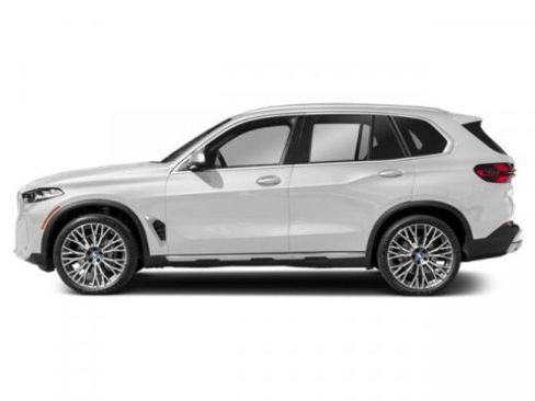 Certified 2024 BMW X5 sDrive40i w/ M Sport Package image 3