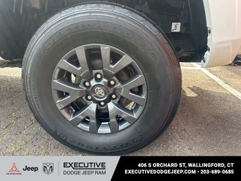 Used 2023 Toyota Tacoma SR5 AWD/4WD image 9
