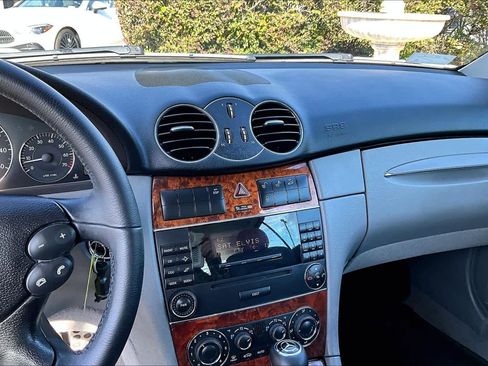 Used 2006 Mercedes-Benz CLK 350 Cabriolet image 6