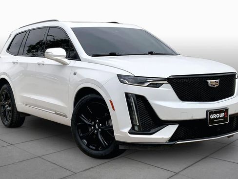 Used 2020 Cadillac XT6 Sport AWD/4WD image 3