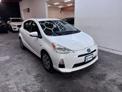 Used 2013 Toyota Prius C Two FWD image 2