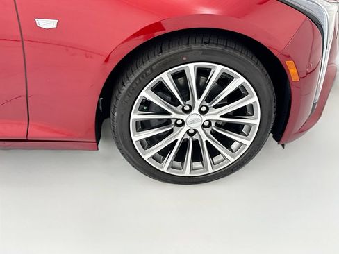 Used 2025 Cadillac CT5 Premium Luxury RWD image 31