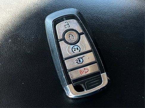 Used 2023 Lincoln Nautilus AWD w/ Premium Package image 42