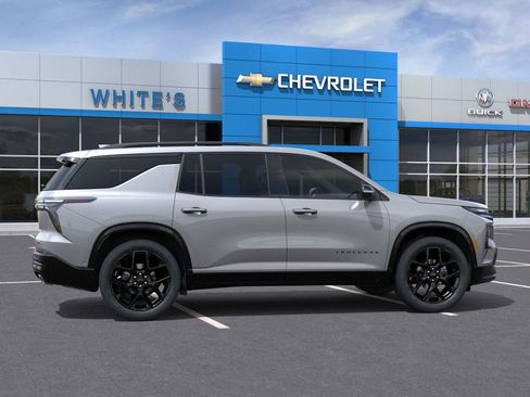 New 2026 Chevrolet Traverse RS w/ LPO, Floor Liner Package image 5