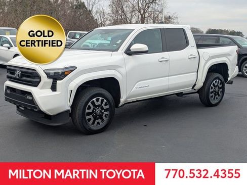 Certified 2024 Toyota Tacoma SR5 image 8