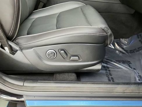 Used 2025 Genesis Electrified GV70 w/ Prestige Package AWD/4WD image 37