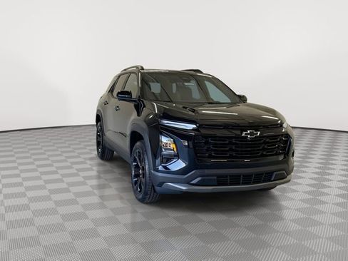 New 2026 Chevrolet Equinox LT FWD image 2