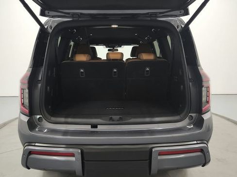 Used 2025 Nissan Armada SL w/ Captain's Chari Seat Package RWD image 29