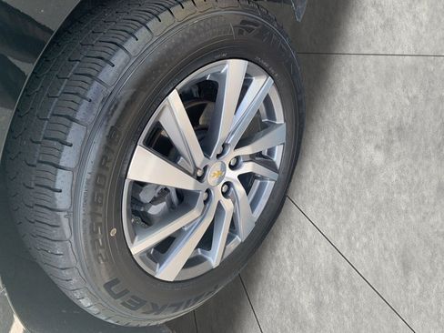 Certified 2022 Chevrolet Equinox Premier AWD/4WD image 26