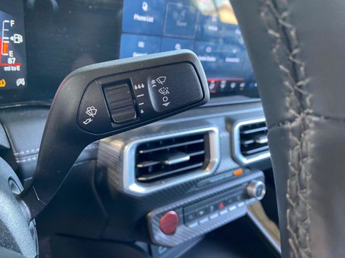 Used 2025 Ford Mustang Premium RWD image 52