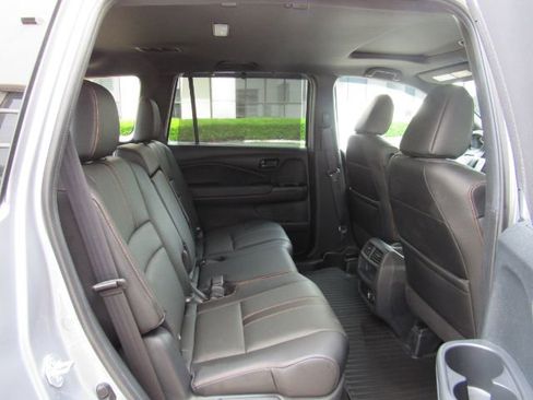 Used 2023 Honda Passport TrailSport image 26