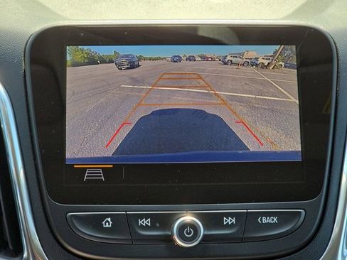 Used 2019 Chevrolet Equinox LT w/ Sun & Navigation Package FWD image 24