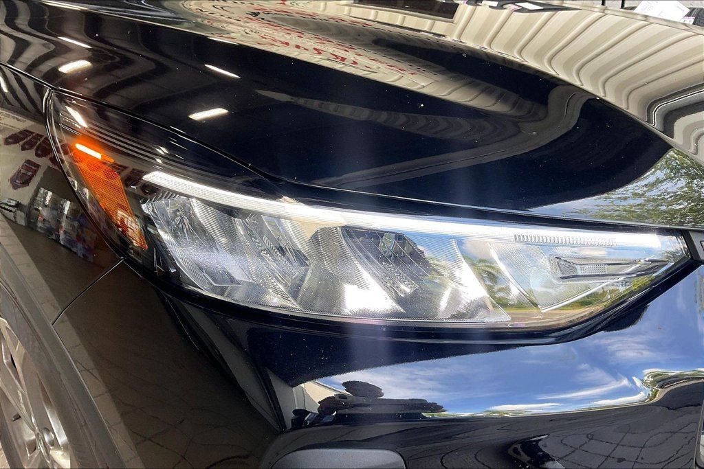 Used 2025 Ford Escape ST-Line Select AWD/4WD image 25