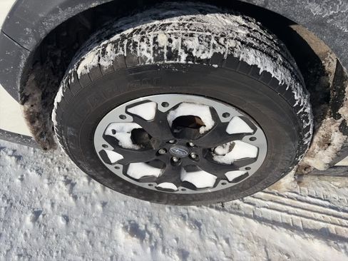 Used 2023 Subaru Crosstrek 2.0i Premium image 7