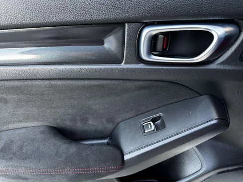 Used 2025 Honda Civic Type R image 33