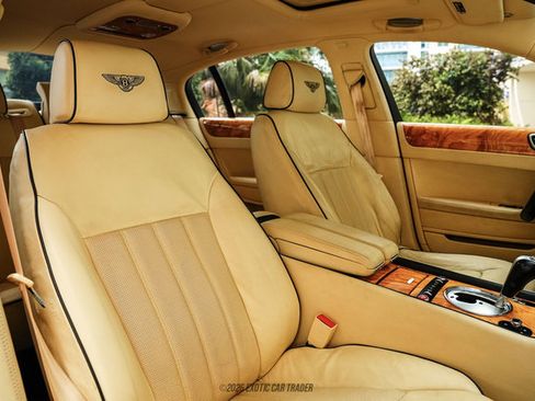 Used 2010 Bentley Flying Spur Flying Spur AWD/4WD image 46