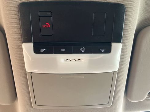 Used 2024 Nissan Rogue SV image 19