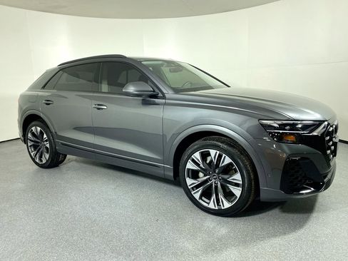 Certified 2025 Audi Q8 Premium Plus w/ Premium Plus Package image 33