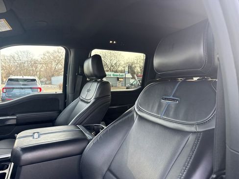 Used 2025 Ford F250 Platinum image 29
