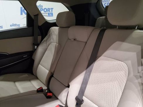 Used 2016 Hyundai Santa Fe SE AWD/4WD image 15