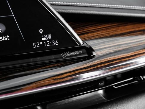 Used 2021 Cadillac Escalade ESV Premium Luxury image 26