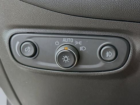 Used 2020 Chevrolet Equinox LT w/ Driver Convenience Package FWD image 27