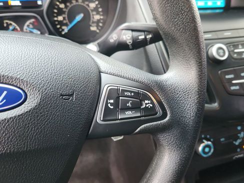 Used 2018 Ford Focus SE image 21
