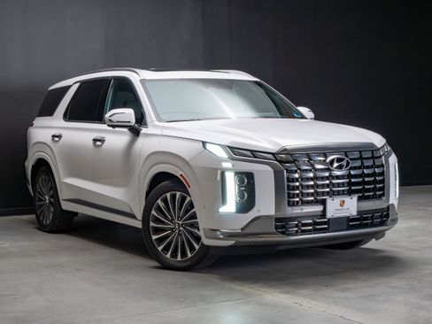 Used 2024 Hyundai Palisade Calligraphy AWD/4WD image 9