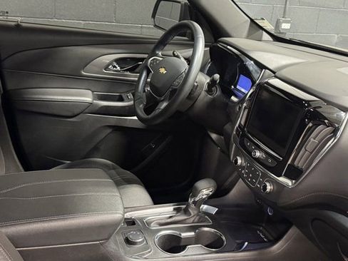 Used 2023 Chevrolet Traverse LT AWD/4WD image 11
