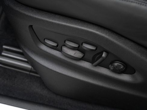 Used 2023 Porsche Cayenne Turbo image 15