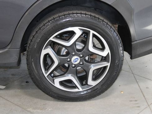 Used 2018 Subaru Crosstrek 2.0i Limited image 16