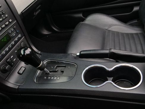 Used 2003 Ford Thunderbird image 22