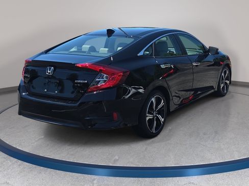 Used 2016 Honda Civic Touring image 5